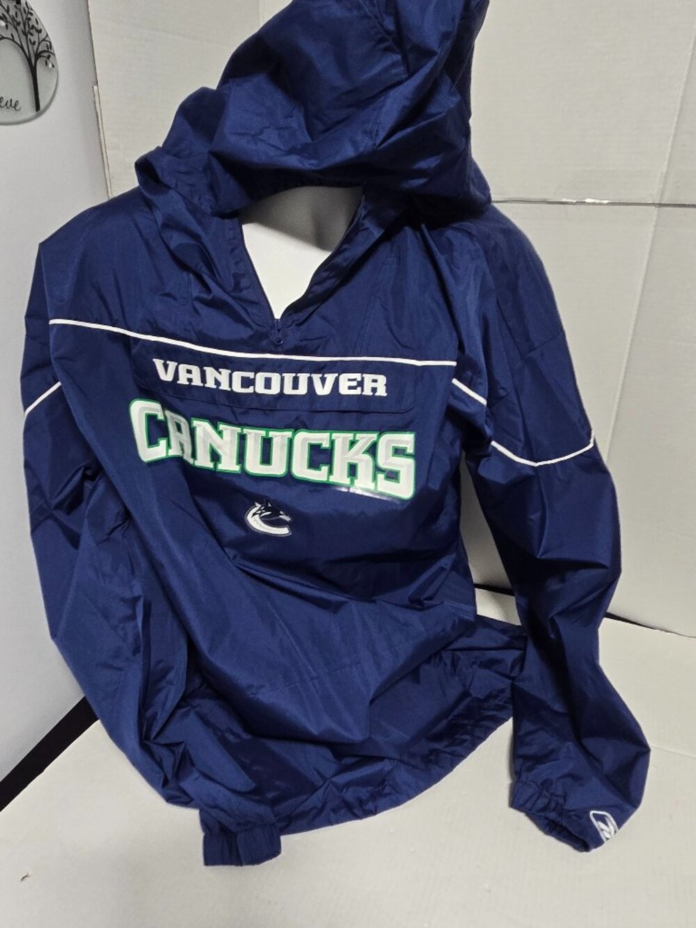 NWT Reebok Vancouver Canucks Hooded Pullover Windbreaker Jacket XXL NHL CCM Blue